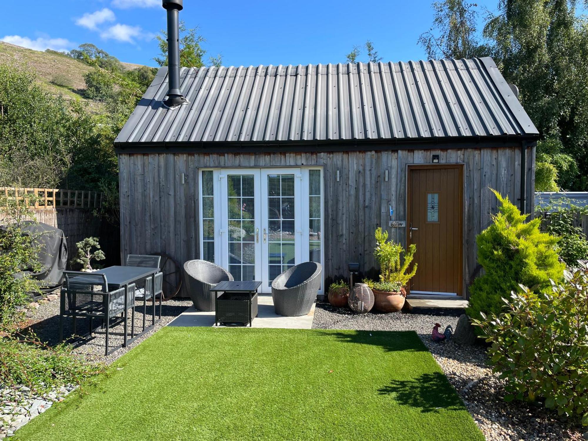 The Bothy - Your Unique Luxury Refuge Сент-Филланс Экстерьер фото